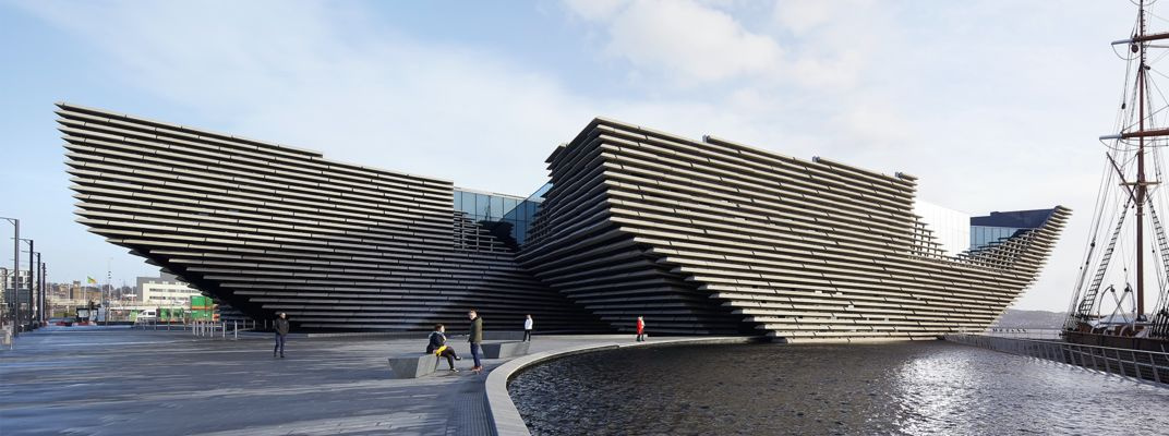 Ещё один претендент на LCD Awards за лучшую архитектуру - музей V&A Dundee в Шотландии. Источник: va