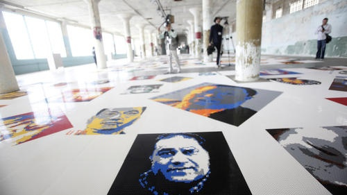 В  тюрьму на праздник свободы: Ай Вэйвэй  превратил в выставочное пространство Алькатрас