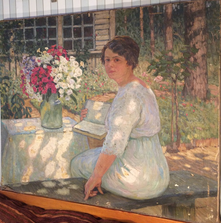 Портрет девушки в летнем саду