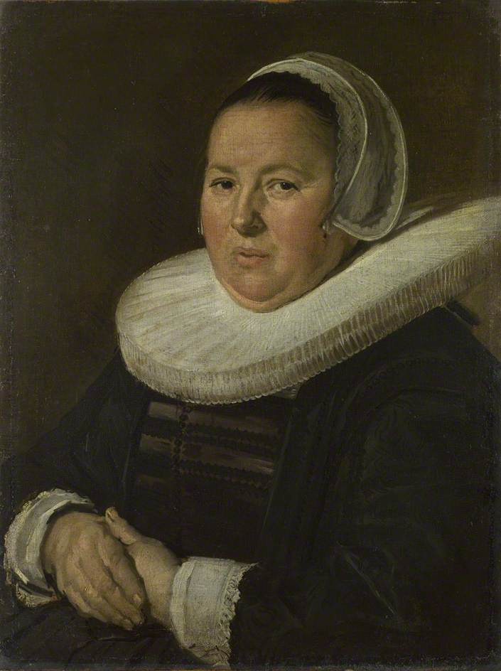 Портрет пожилой женщины с сложенными руками