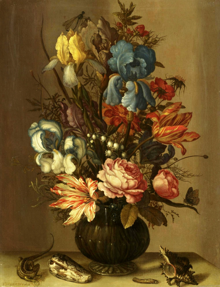Натюрморт с тюльпанами, розами, ирисами и другими цветами с ящерицей, гусеницей и ракушками