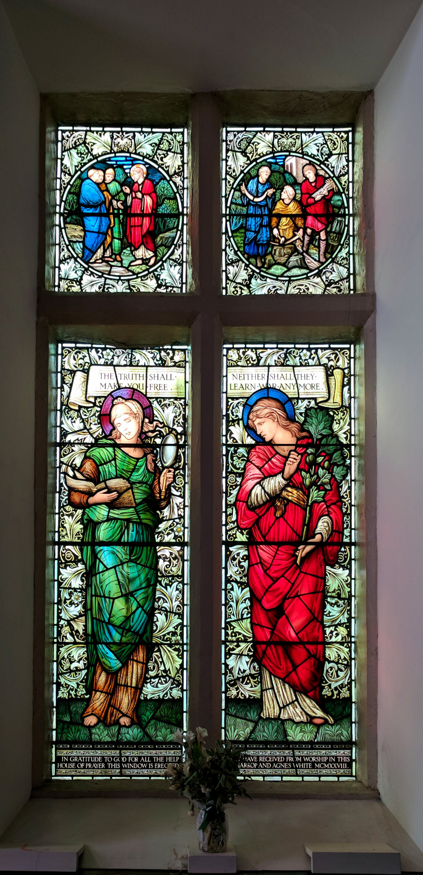 Витражное окно в Старом доме для собраний, Мэнсфилд, Ноттингемшир