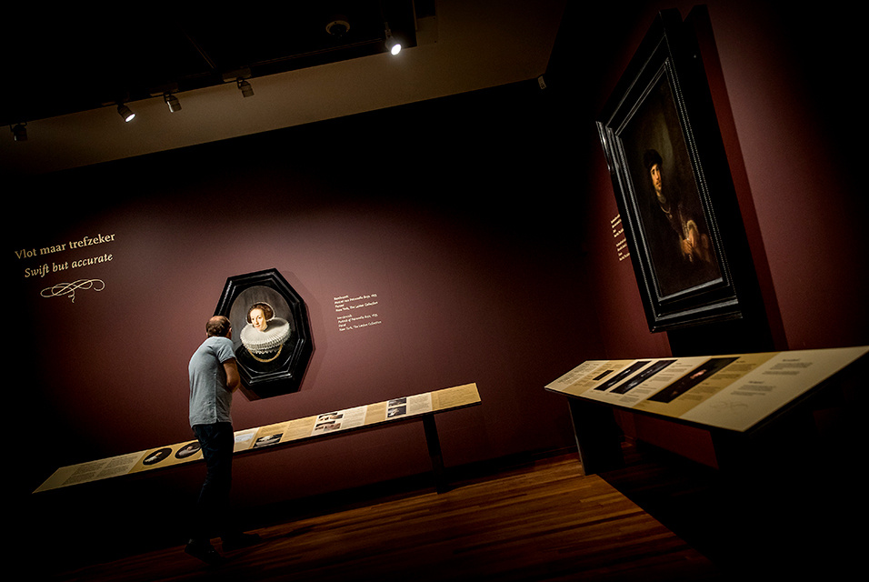 В Доме-музее Рембрандта выставили две вновь открытые картины мастера