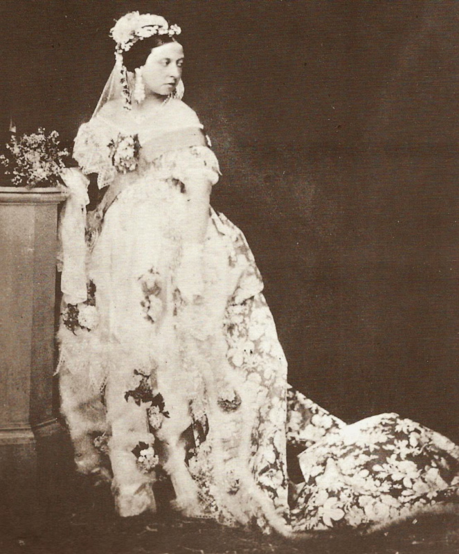 Королева Виктория в свадебном платье