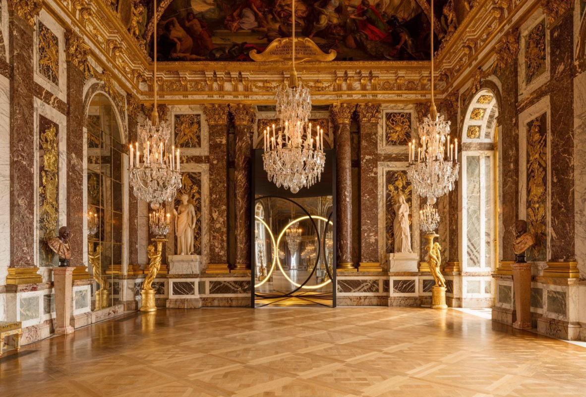 Драма и величие: Олафур Элиассон открывает персональную выставку в Версале