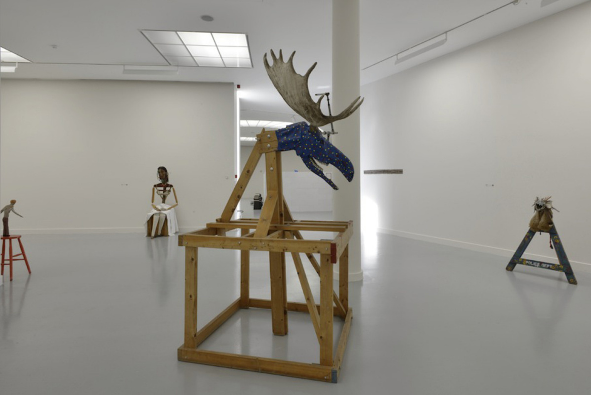 На выставке Джимми Дарема «A Matter of Life and Death and Singing» (2012) в Музее современного искус