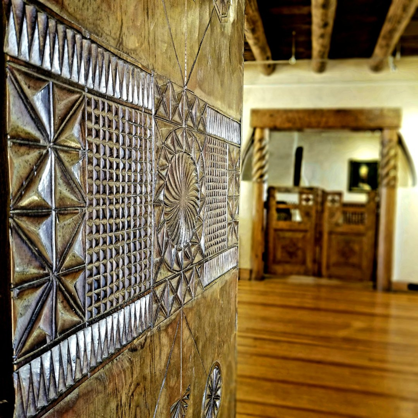 Таос, Нью-Мексико, США. Дом Николая Фешина:
интерьеры, подлинные картины, фотографии…
Источник фото 