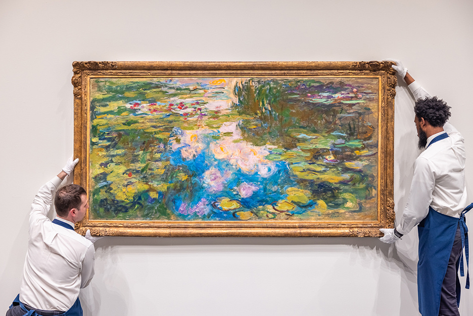 Яркая картина с лилиями  Моне выставлена на аукцион