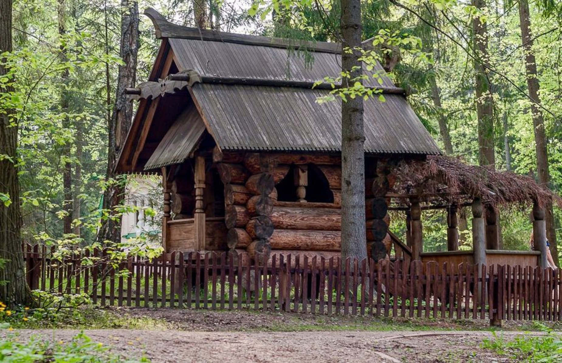 Детский домик во дворе сделать не очень сложно! - Bergge