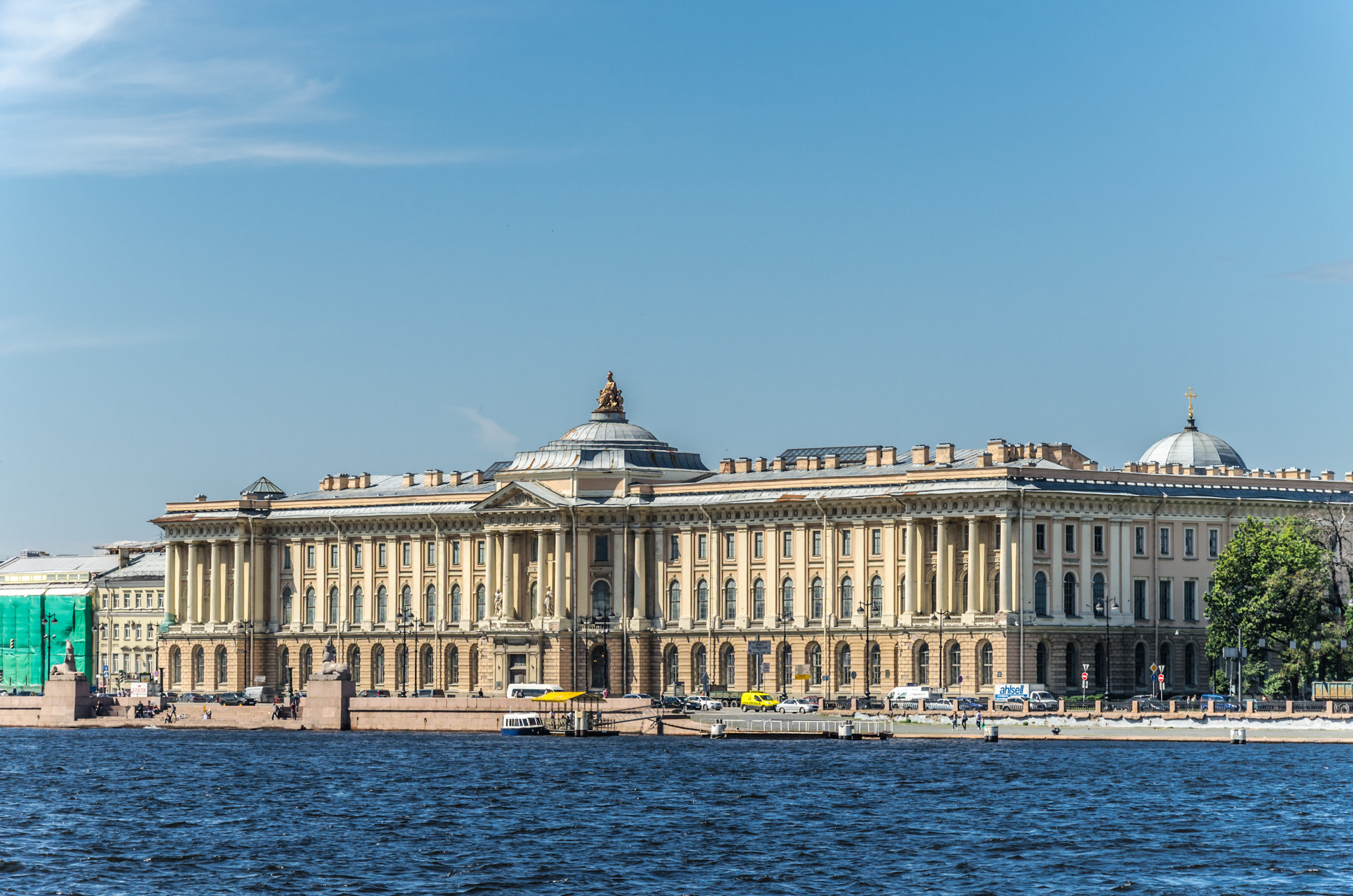 Санкт-Петербургский государственный академический институт живописи,  скульптуры и архитектуры имени И.Е. Репина - Музеи | Артхив