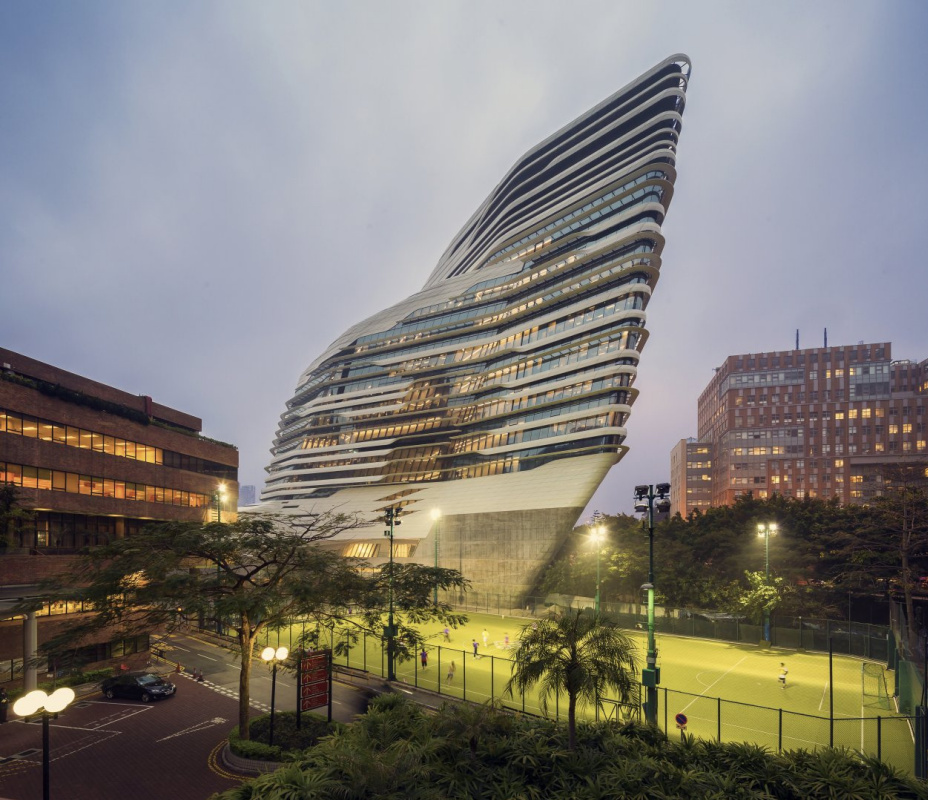 Заха Хадид. Корпус Гонконгского политехнического университета Jockey Club Innovation Tower